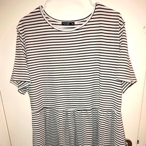 SheIn Plus Striped Ruffle Hem Tee